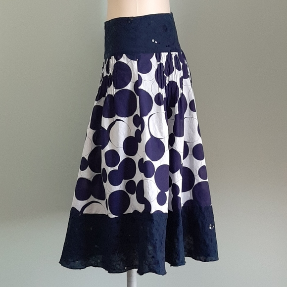 Navy blue polkadots with embroidery and sequins skirt - Picture 3 of 7